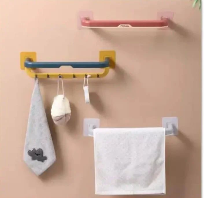 Double Layer Plastic Towel Rack with Hooks